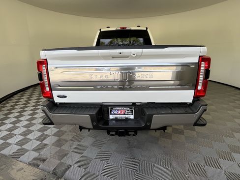 New 2026 Ford F350 King Ranch w/ FX4 Off-Road Package image 4
