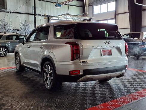 Used 2021 Hyundai Palisade SEL w/ Premium Package AWD/4WD image 4
