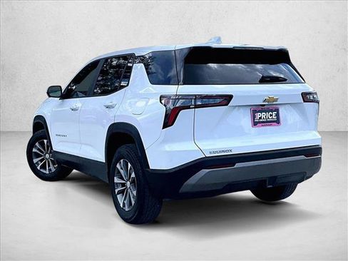 Used 2025 Chevrolet Equinox LT w/ Safety and Technology Package FWD image 13
