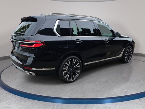 New 2027 BMW X7 xDrive40i w/ Executive Package AWD/4WD image 5