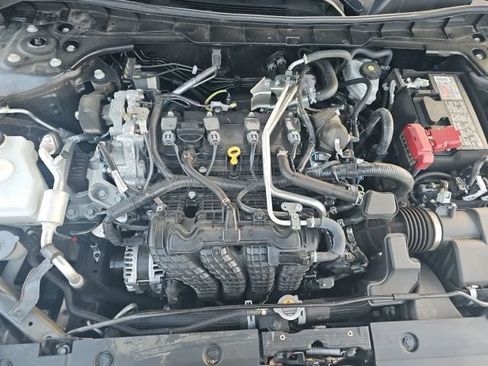 Used 2025 Nissan Altima 2.5 SR AWD/4WD image 19