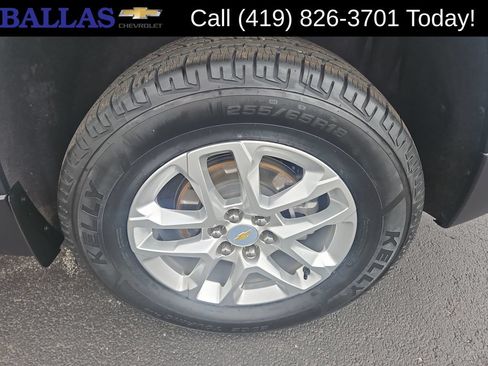 Certified 2023 Chevrolet Traverse LS FWD image 33