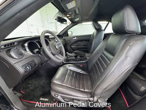 Used 2008 Ford Mustang GT RWD image 11
