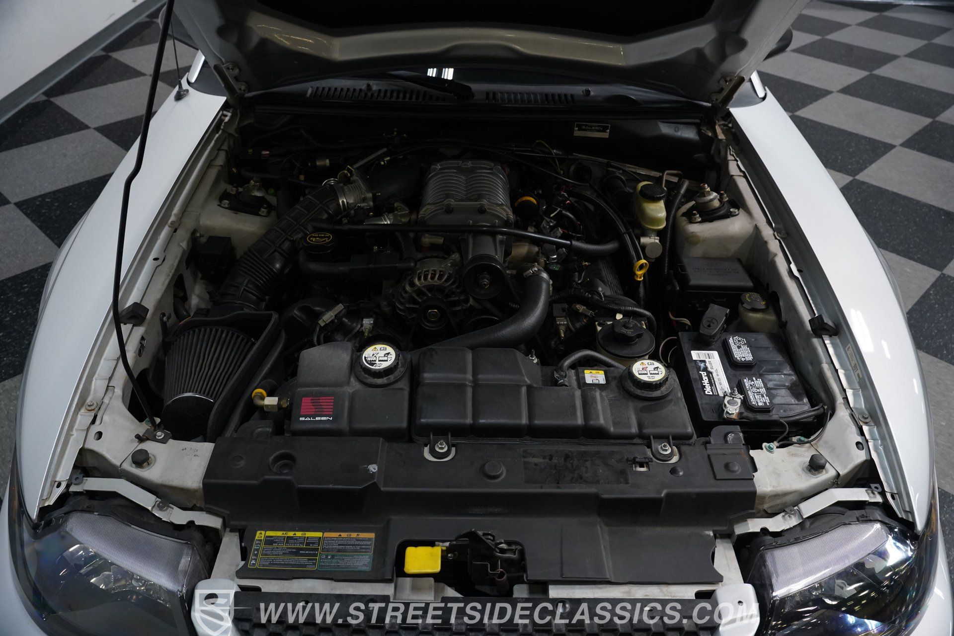 Used 2001 Ford Mustang GT RWD image 3