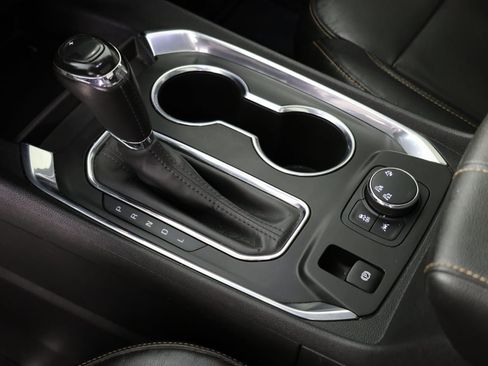 Used 2020 Chevrolet Traverse RS w/ LPO, Floor Liner Package image 6