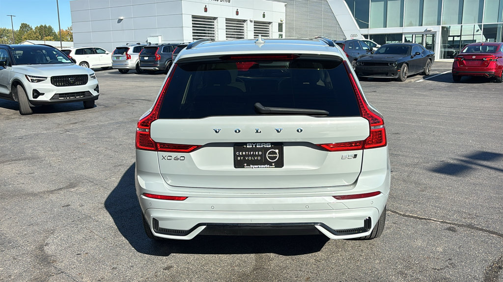 Certified 2025 Volvo XC60 B5 Plus w/ Climate Package AWD/4WD image 29