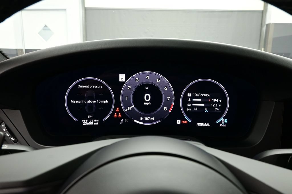 Certified 2025 Porsche 911 Carrera RWD image 9