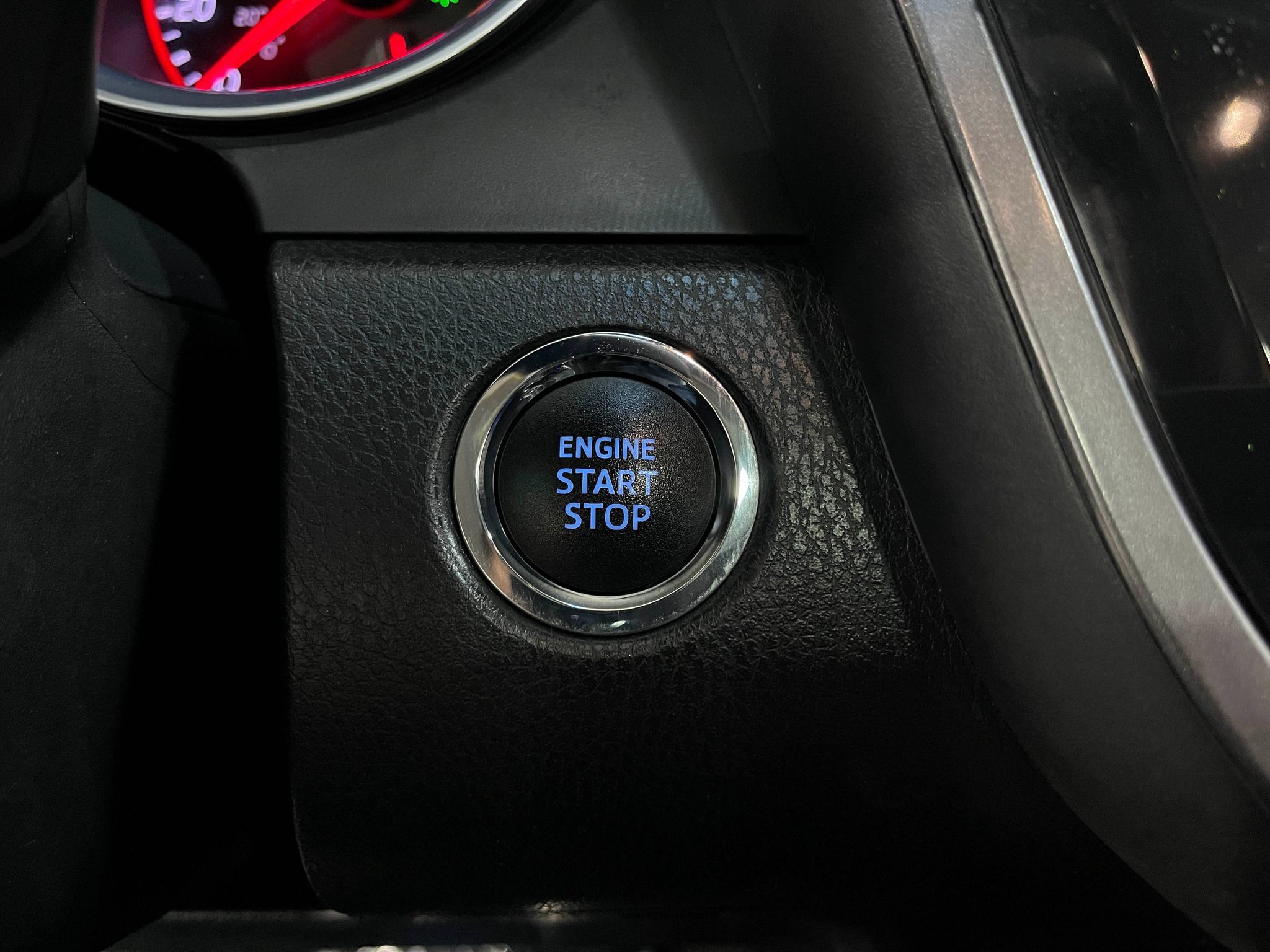 Used 2020 Toyota Camry XSE FWD image 20