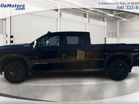 Used 2025 GMC Sierra 2500 AT4 w/ AT4 Premium Plus Package image 6