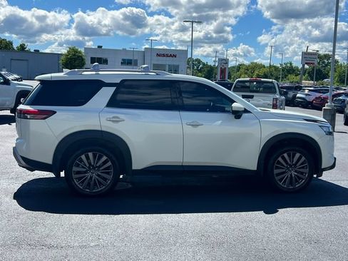 Used 2023 Nissan Pathfinder SL w/ SL Premium Package AWD/4WD image 51