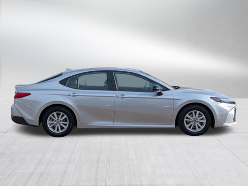 Certified 2025 Toyota Camry LE image 7