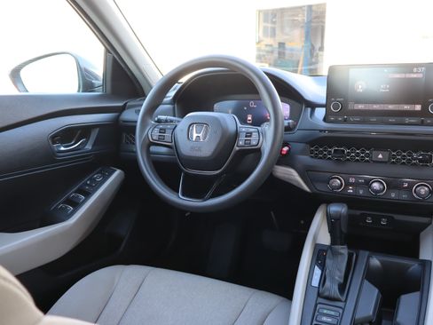Used 2024 Honda Accord LX image 12