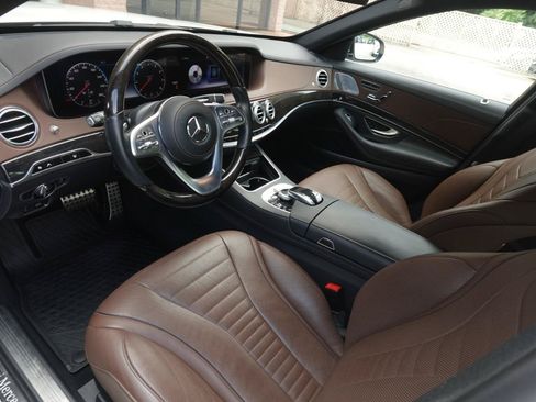 Used 2019 Mercedes-Benz S 560 4MATIC Sedan image 7