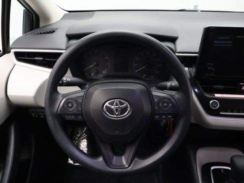 Certified 2025 Toyota Corolla LE image 22