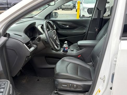 Used 2023 GMC Terrain SLT w/ Infotainment Package II AWD/4WD image 14