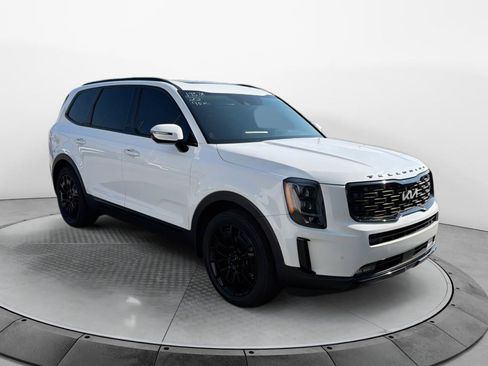 Used 2022 Kia Telluride SX w/ Nightfall Edition Package AWD/4WD image 2