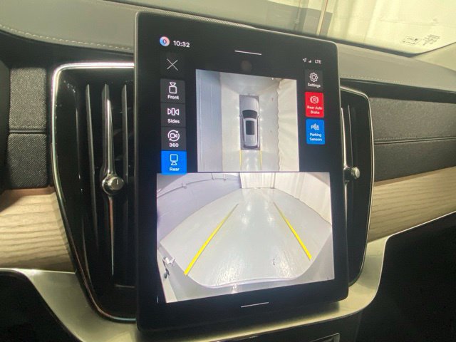 Certified 2026 Volvo XC90 B6 Plus AWD/4WD image 22
