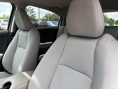 Used 2021 Honda HR-V EX image 30