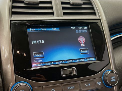 Used 2013 Chevrolet Malibu LT FWD image 21