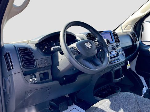 New 2026 RAM ProMaster 2500 w/ Convenience Group FWD image 9