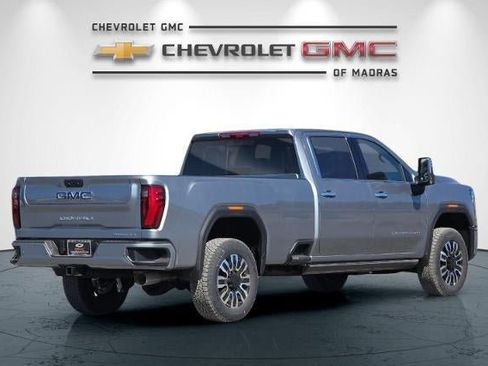 New 2026 GMC Sierra 2500 Denali Ultimate image 3