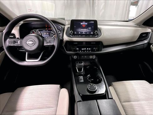 Used 2023 Nissan Rogue SV image 21