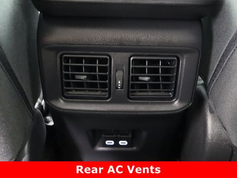 Used 2024 Toyota RAV4 XLE image 29