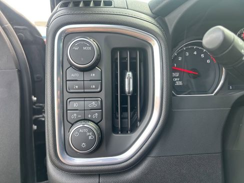 Used 2020 Chevrolet Silverado 1500 LT Trail Boss AWD/4WD image 27