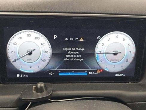 Used 2023 Hyundai Tucson Limited w/ Cargo Package image 17