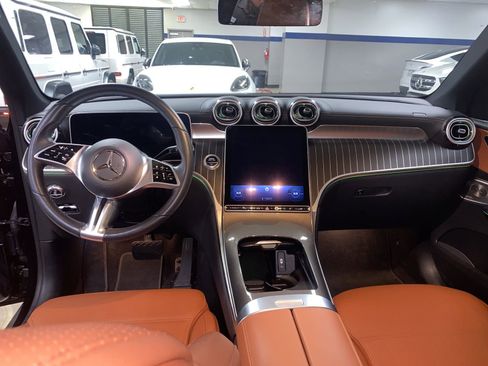 Certified 2023 Mercedes-Benz GLC 300 image 10