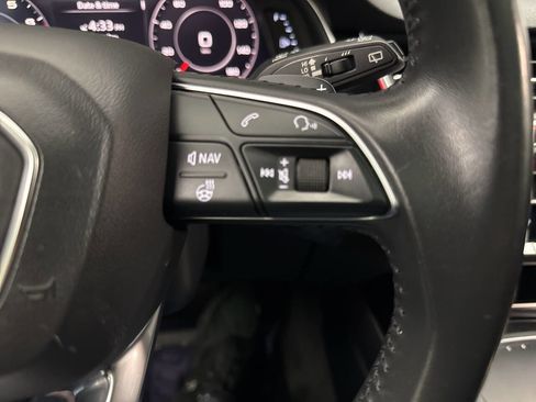 Used 2018 Audi Q7 3.0T Prestige w/ Prestige Package AWD/4WD image 26