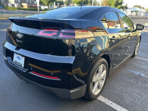 Used 2015 Chevrolet Volt w/ Enhanced Safety Package 1 FWD image 5