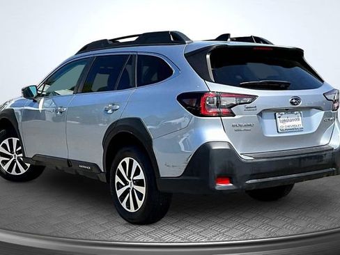 Used 2023 Subaru Outback Premium w/ Popular Package #1 AWD/4WD image 4