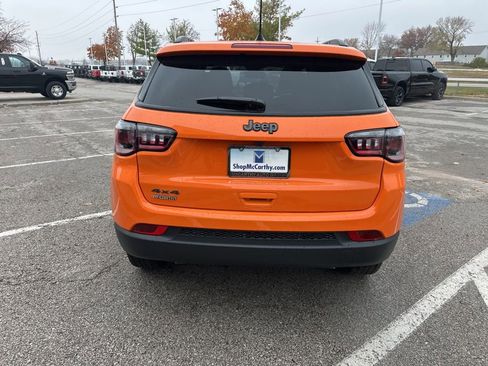 New 2026 Jeep Compass Latitude image 25