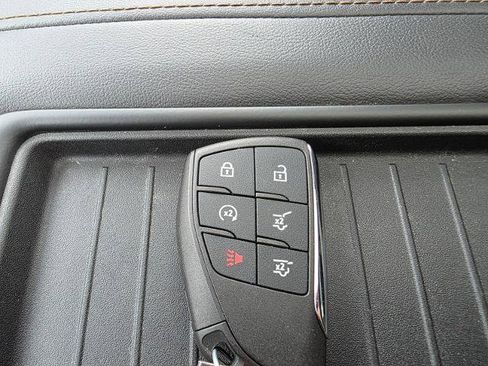 Used 2022 Chevrolet Tahoe High Country image 42