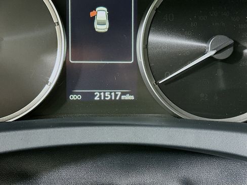 Used 2025 Lexus IS 300 w/ Comfort Package RWD image 19