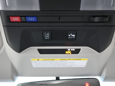 Used 2019 Subaru Crosstrek 2.0i Premium w/ Eyesight System AWD/4WD image 36