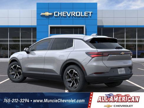 New 2026 Chevrolet Equinox EV LT image 3