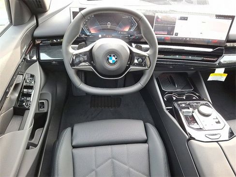 New 2026 BMW 530i xDrive 530i xDrive image 10