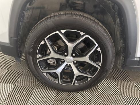 Certified 2024 Jeep Compass Limited image 19