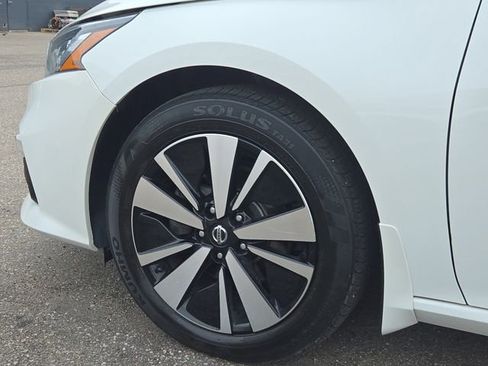 Used 2021 Nissan Altima 2.5 SL AWD/4WD image 10