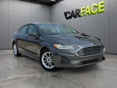 Used 2019 Ford Fusion SE