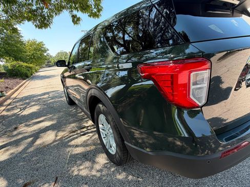 Used 2023 Ford Explorer 4WD w/ Class IV Trailer Tow Package image 5