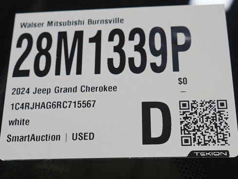 Used 2024 Jeep Grand Cherokee Altitude image 31