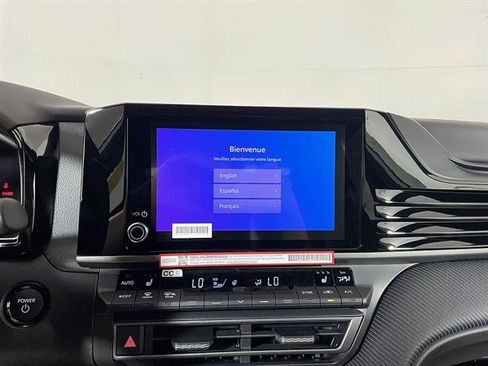 New 2026 Toyota Camry Hybrid AWD/4WD image 16