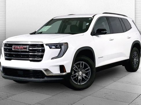 Used 2025 GMC Acadia Elevation FWD image 12