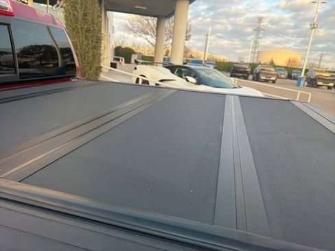 Used 2021 Chevrolet Colorado ZR2 image 8