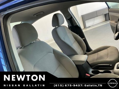 Used 2020 Hyundai Elantra SEL FWD image 13