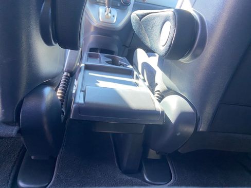 Used 2011 Honda CR-V EX image 32