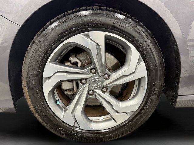 Used 2019 Honda Accord EX image 10
